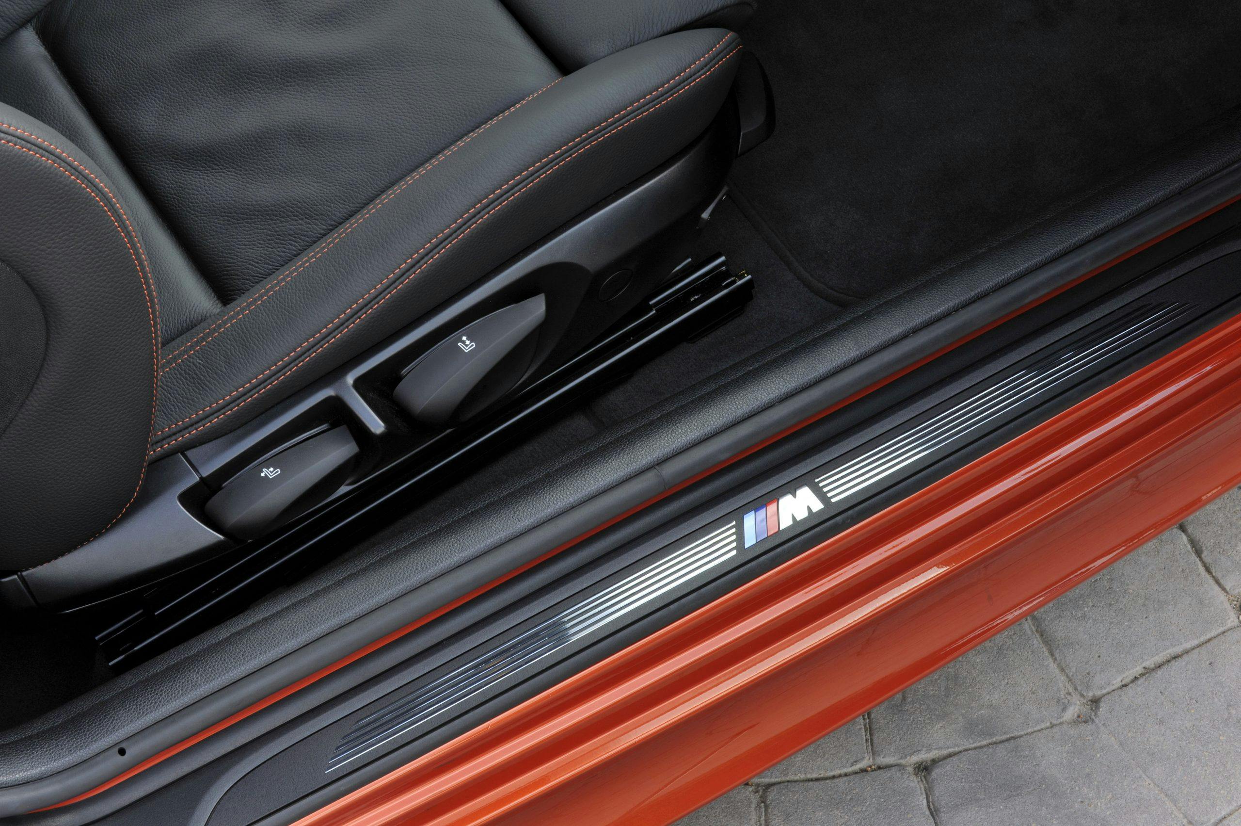 BMW 1 Series M Coupe sills