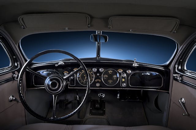 Chrysler Airflow interior front