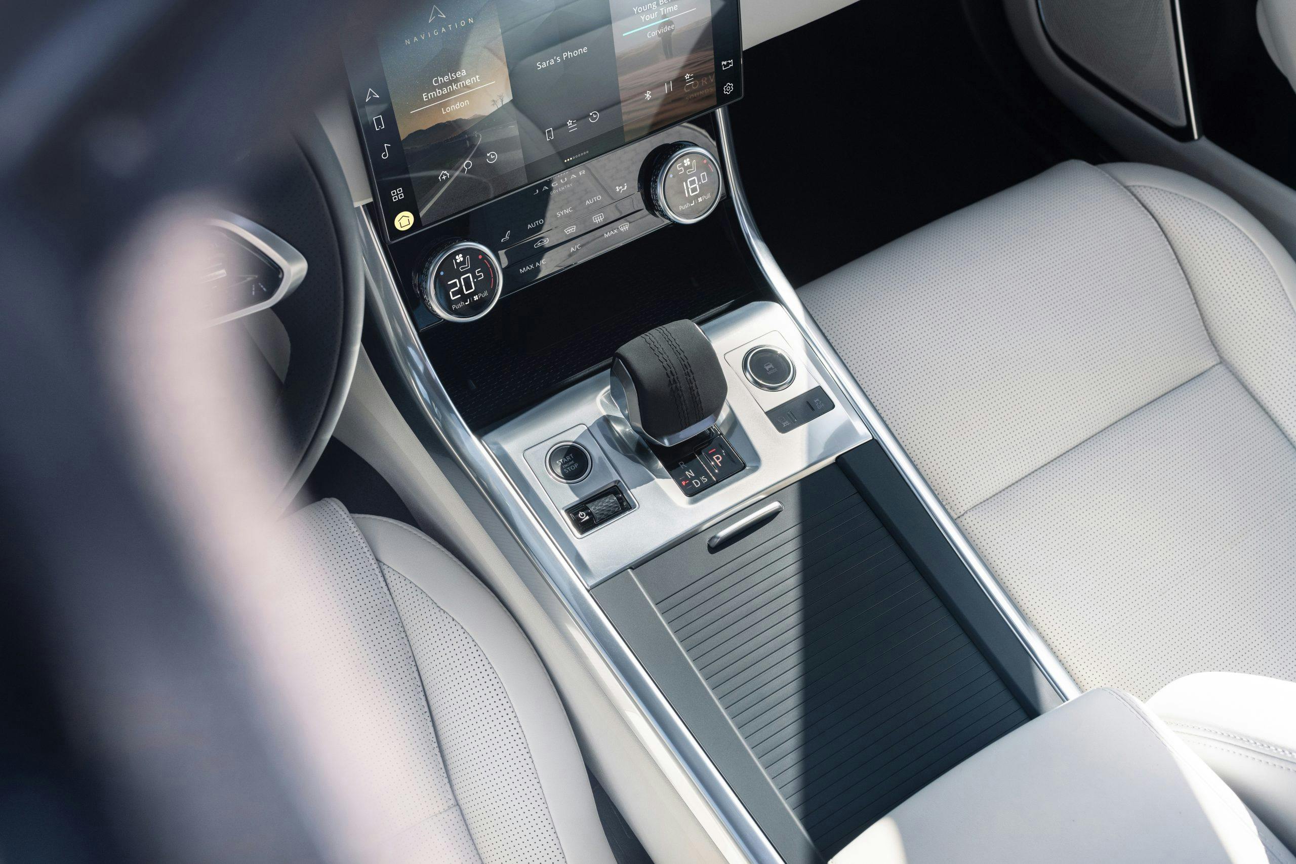 202021 Jaguar XF interior center console