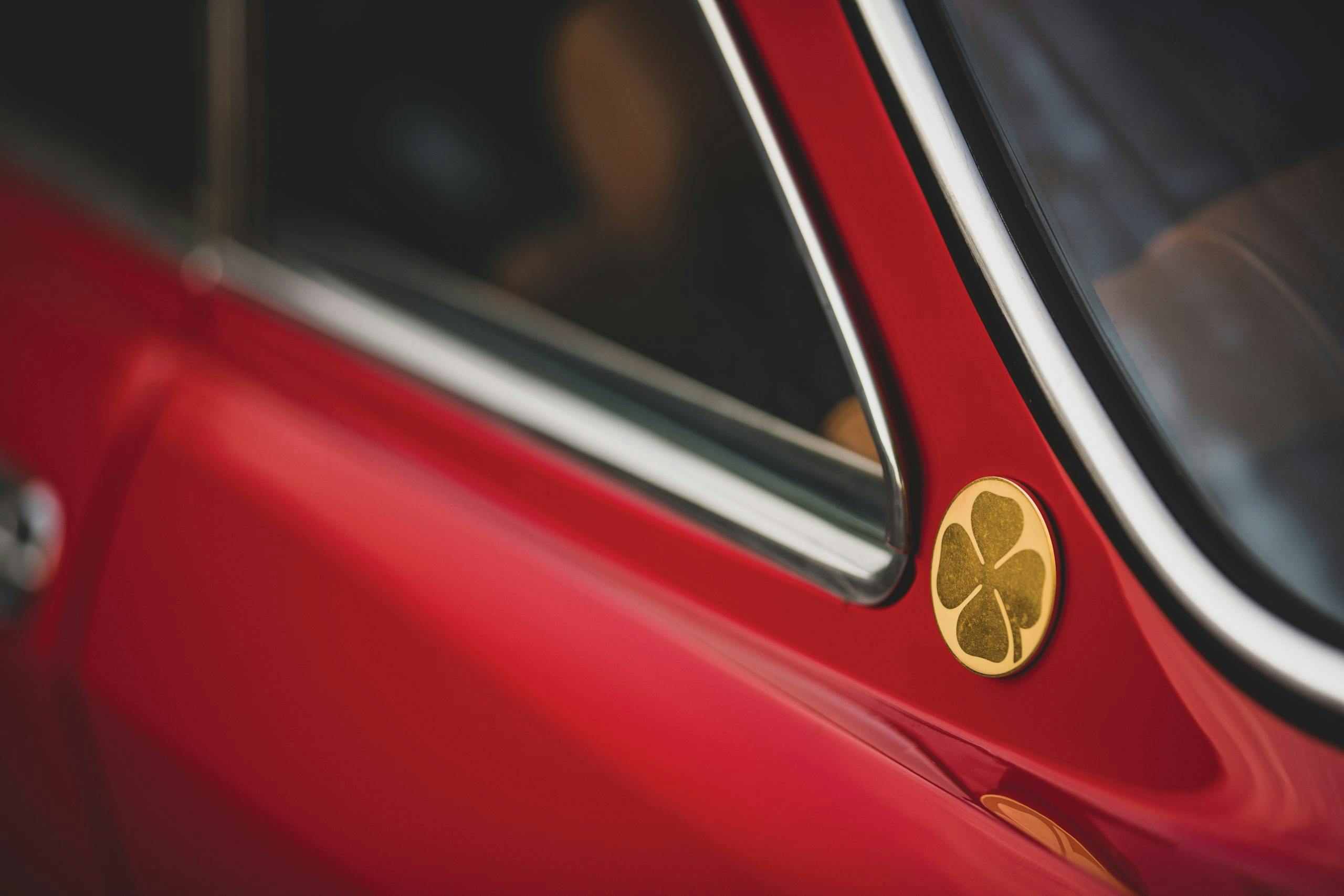 1969-Alfa-Romeo-1750-GT-Veloce shamrock