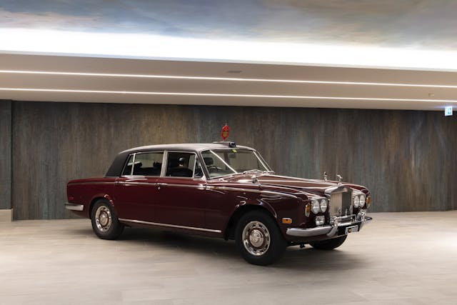1975-Rolls-Royce-Silver-Shadow-LWB-Saloon--Princess-Margaret--_0