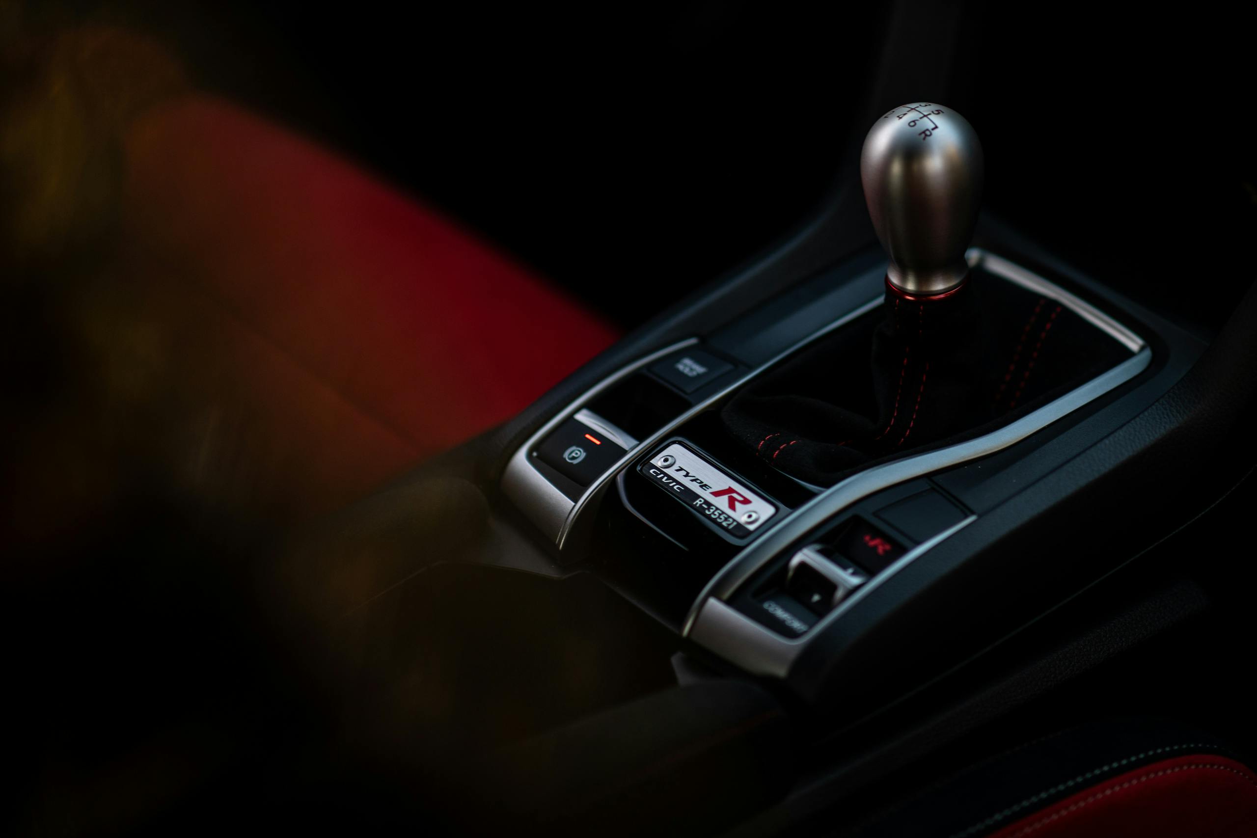 2020 Honda Civic Type R interior center console detail