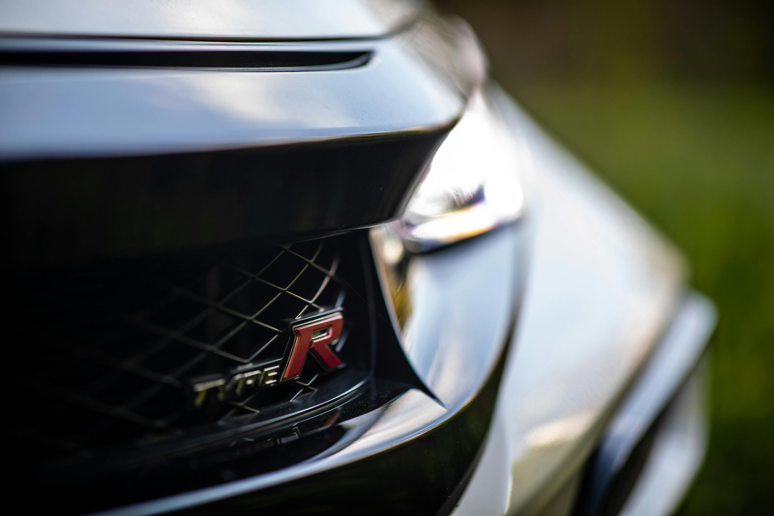 2020 Honda Civic Type R front grille detail