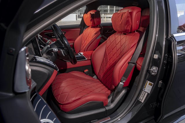 Mercedes Benz-S-Class interior front cockpit