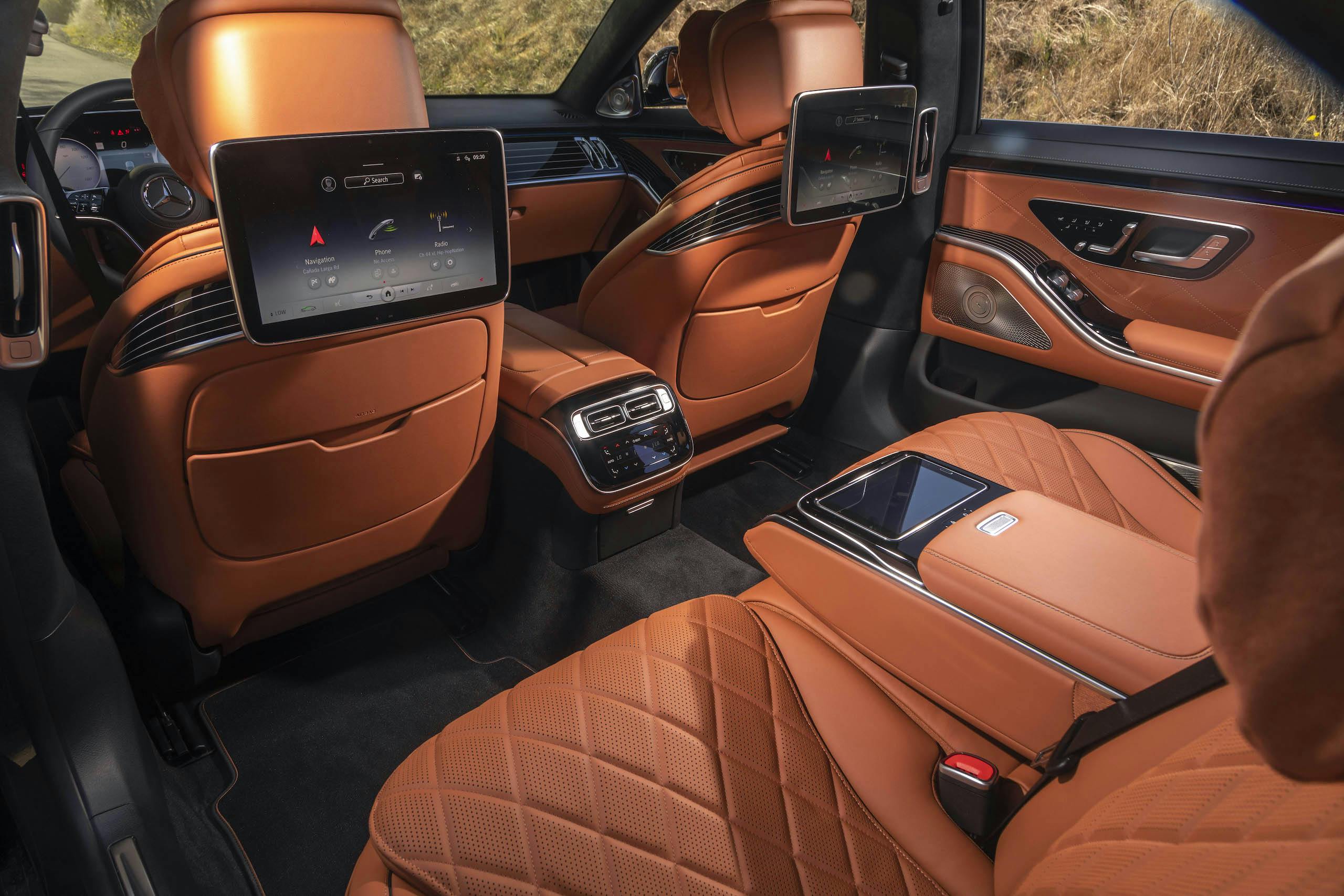 Mercedes Benz-S-Class interior rear screens