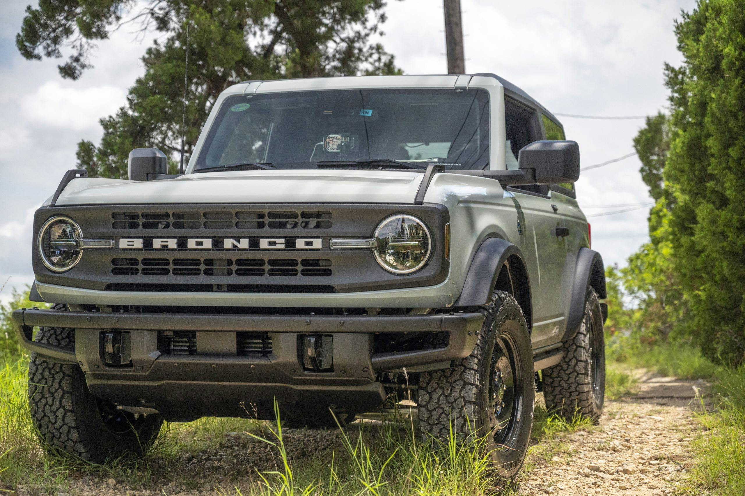2021 Ford Bronco two door front three-quarter close