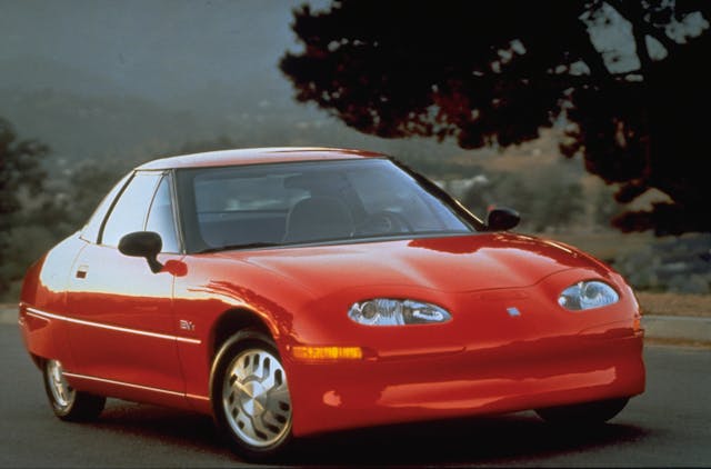 1997 EV1 front three-quarter
