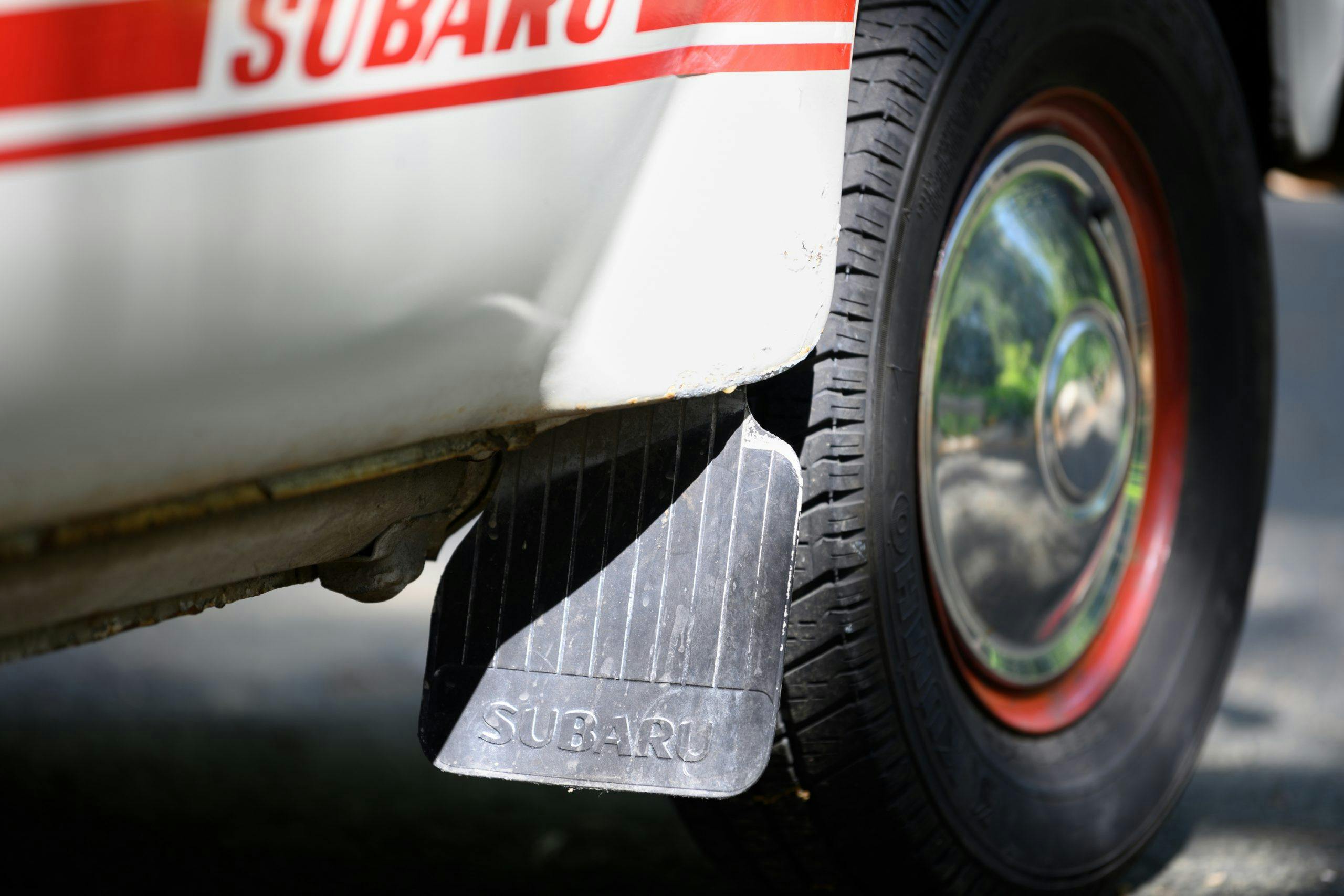 Subaru 360 mudflap detail