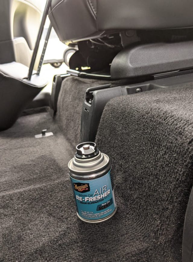 How to use the Meguiar's Whole Car Air Re-Fresher Odor Eliminator Mist  Detailing 101 idiot proof 
