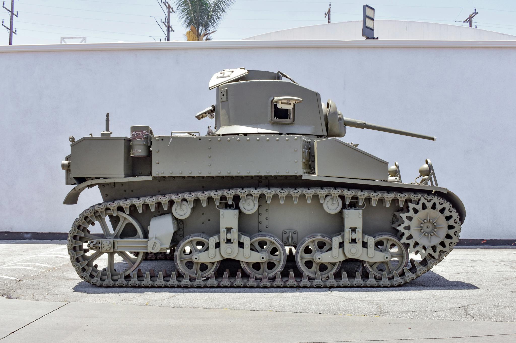 1941 M3 Stuart Tank side profile