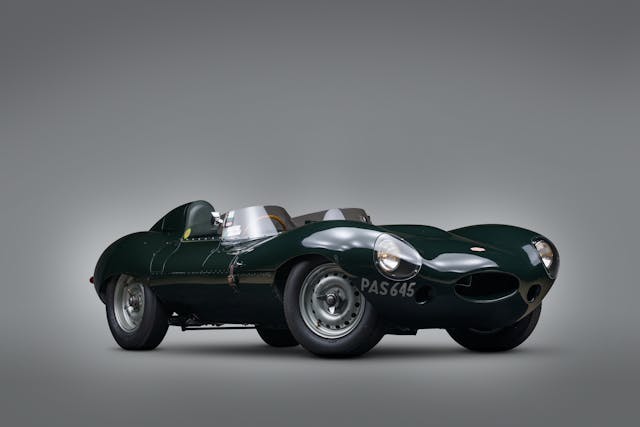 jaguar d-type front three-quarter