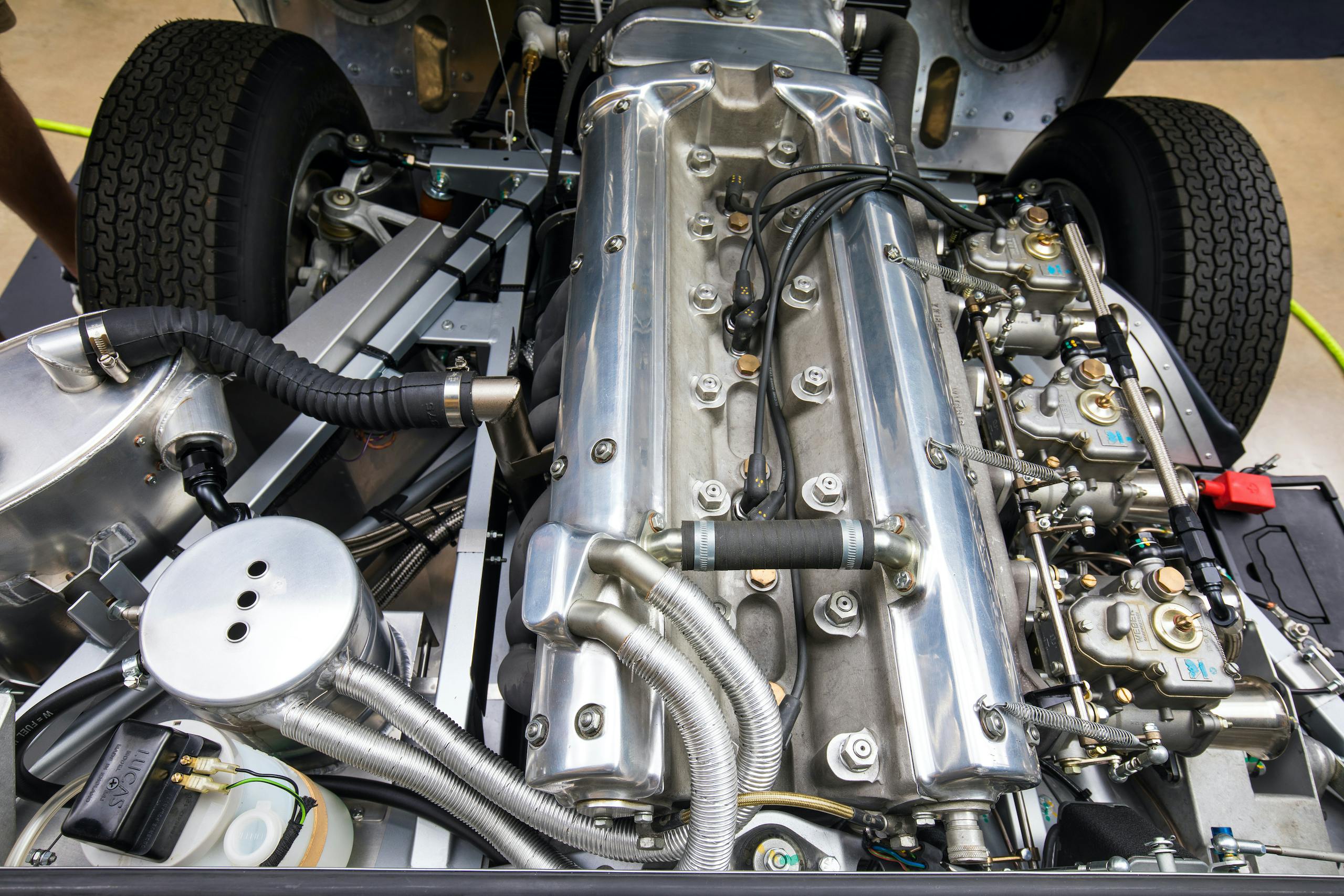 jaguar e-type lightweight continuation engine