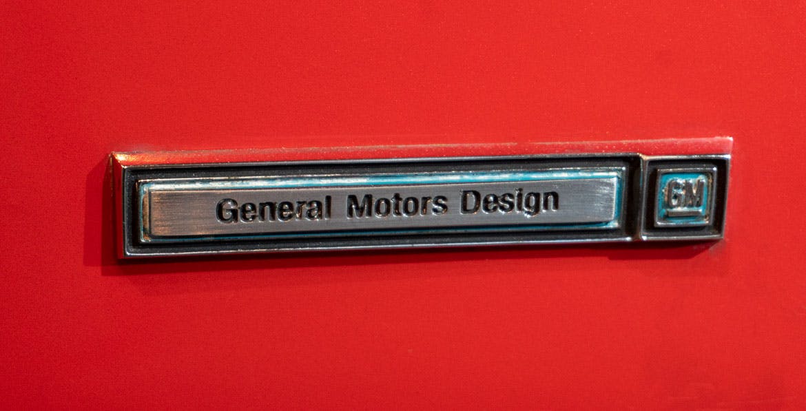 Chevrolet Corvair Monza SS gm design badge