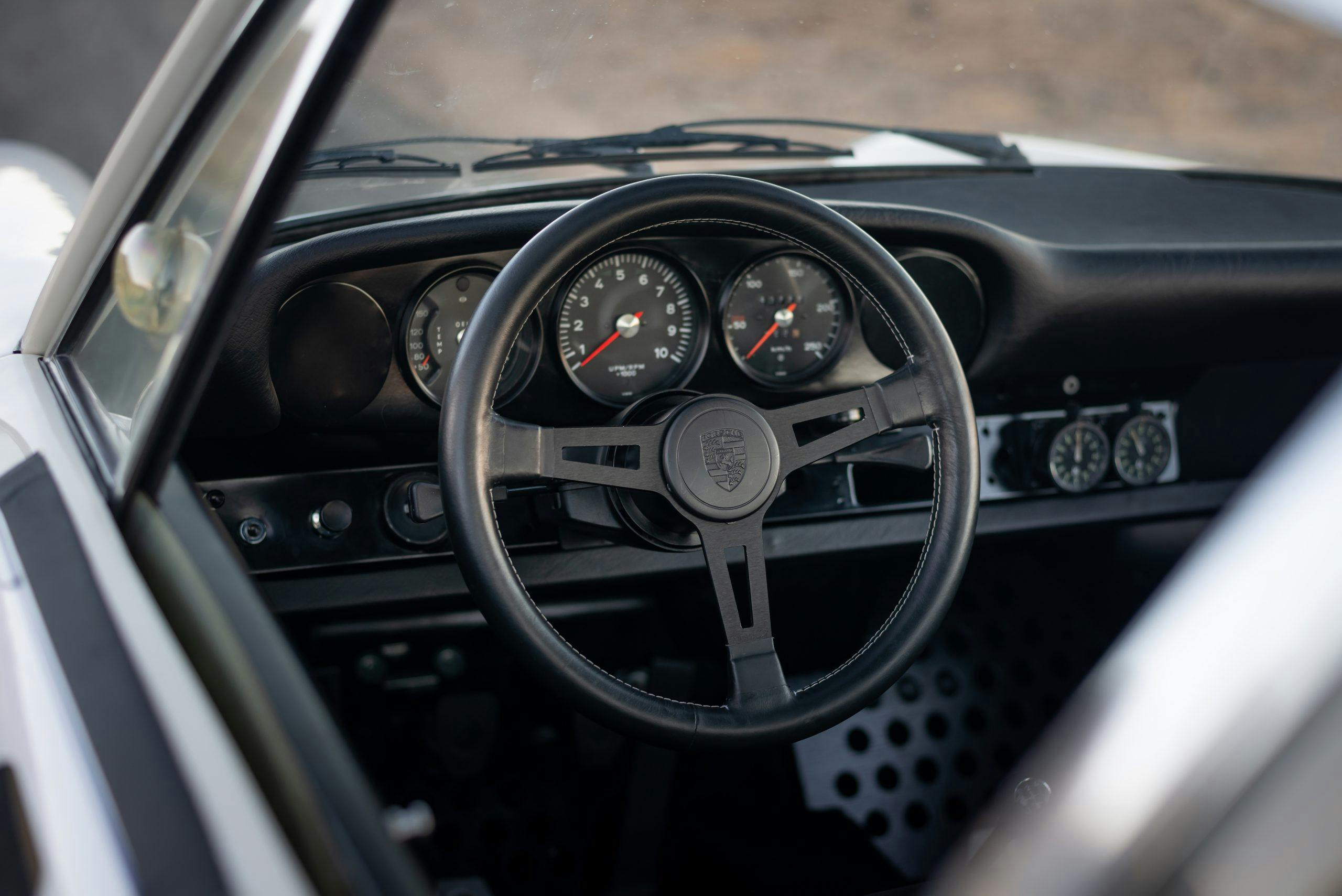 1968 Porsche 911 R interior