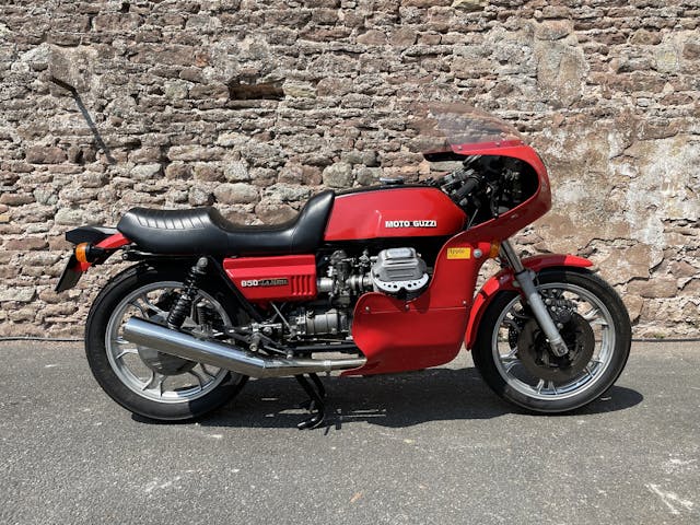 1977-Moto-Guzzi-Le-Mans-Mk1