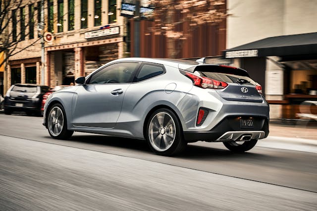 2020 veloster rear action