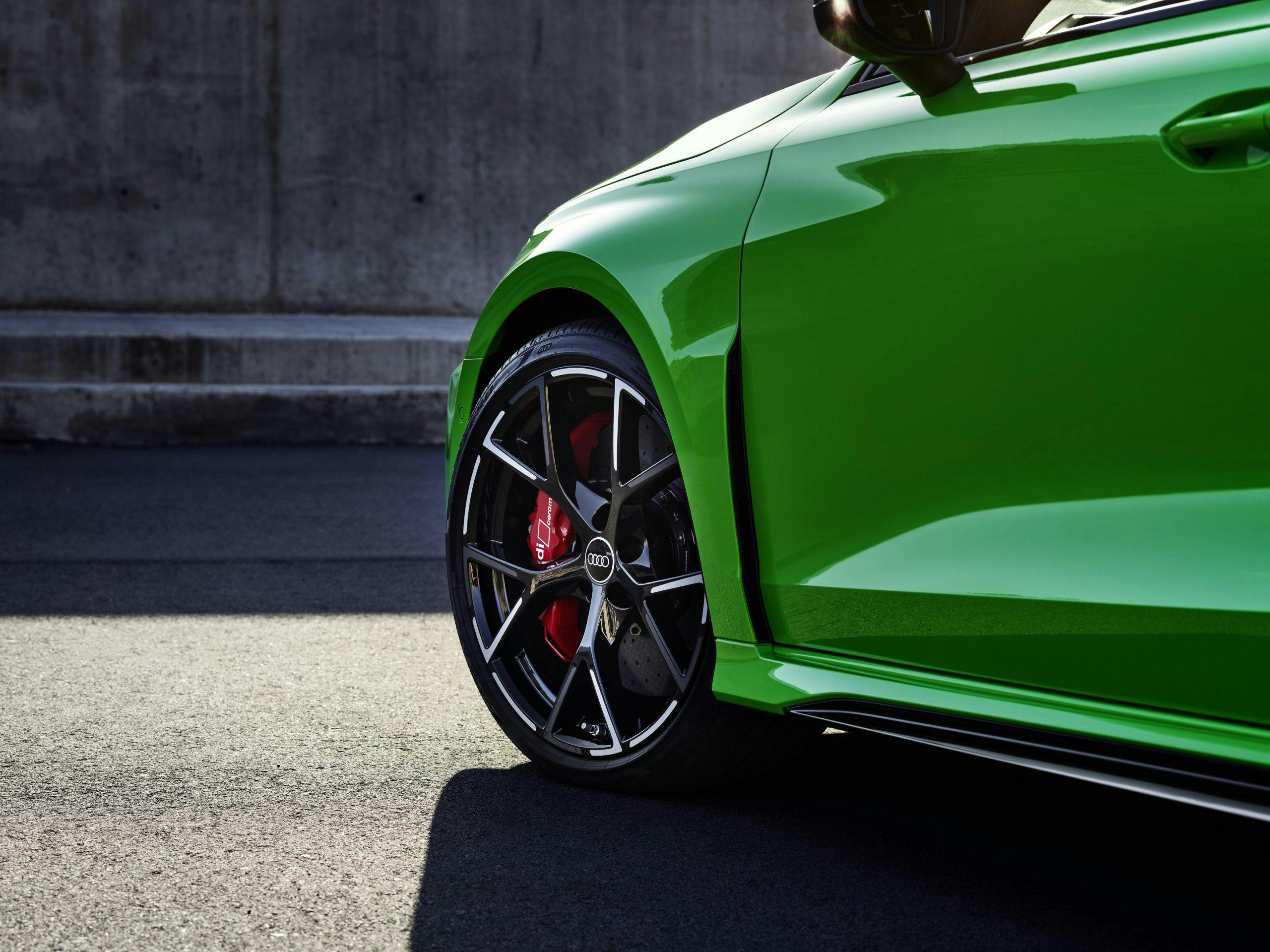 2022 audi rs 3 front wheel