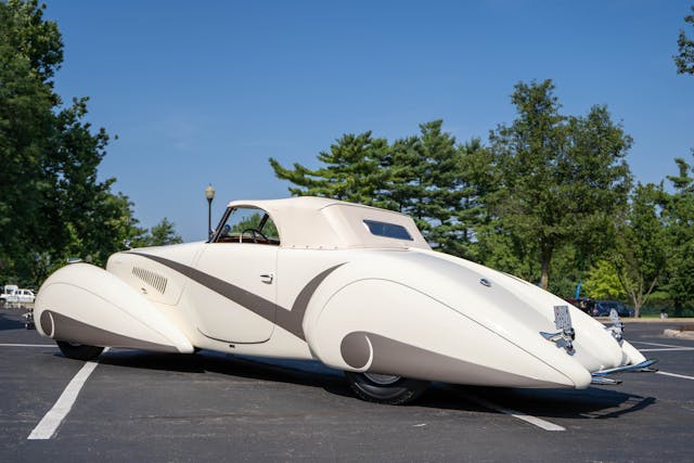 1937 Cadillac Series 90 2021 COA Best of Show winner