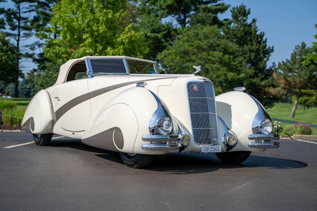 1937 Cadillac Series 90 2021 COA Best of Show winner