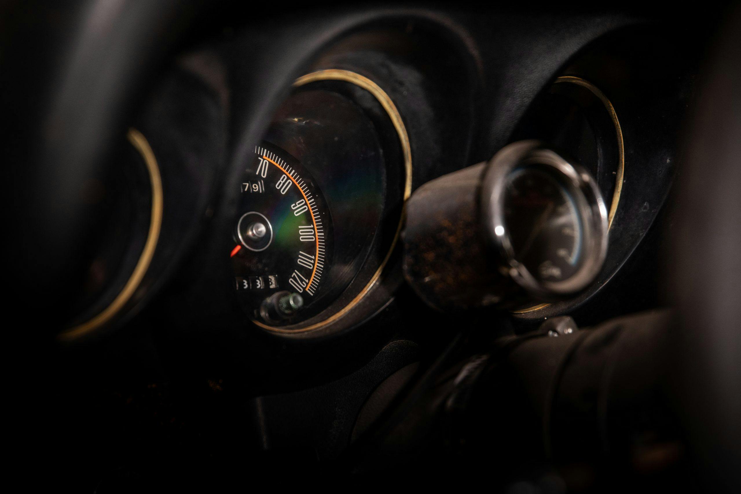 Boss Mustang connection speedometer