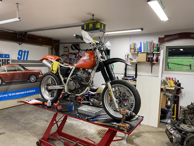 XR250R on lift