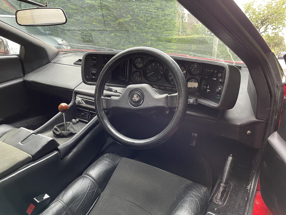 Lotus Esprit S3 interior 1