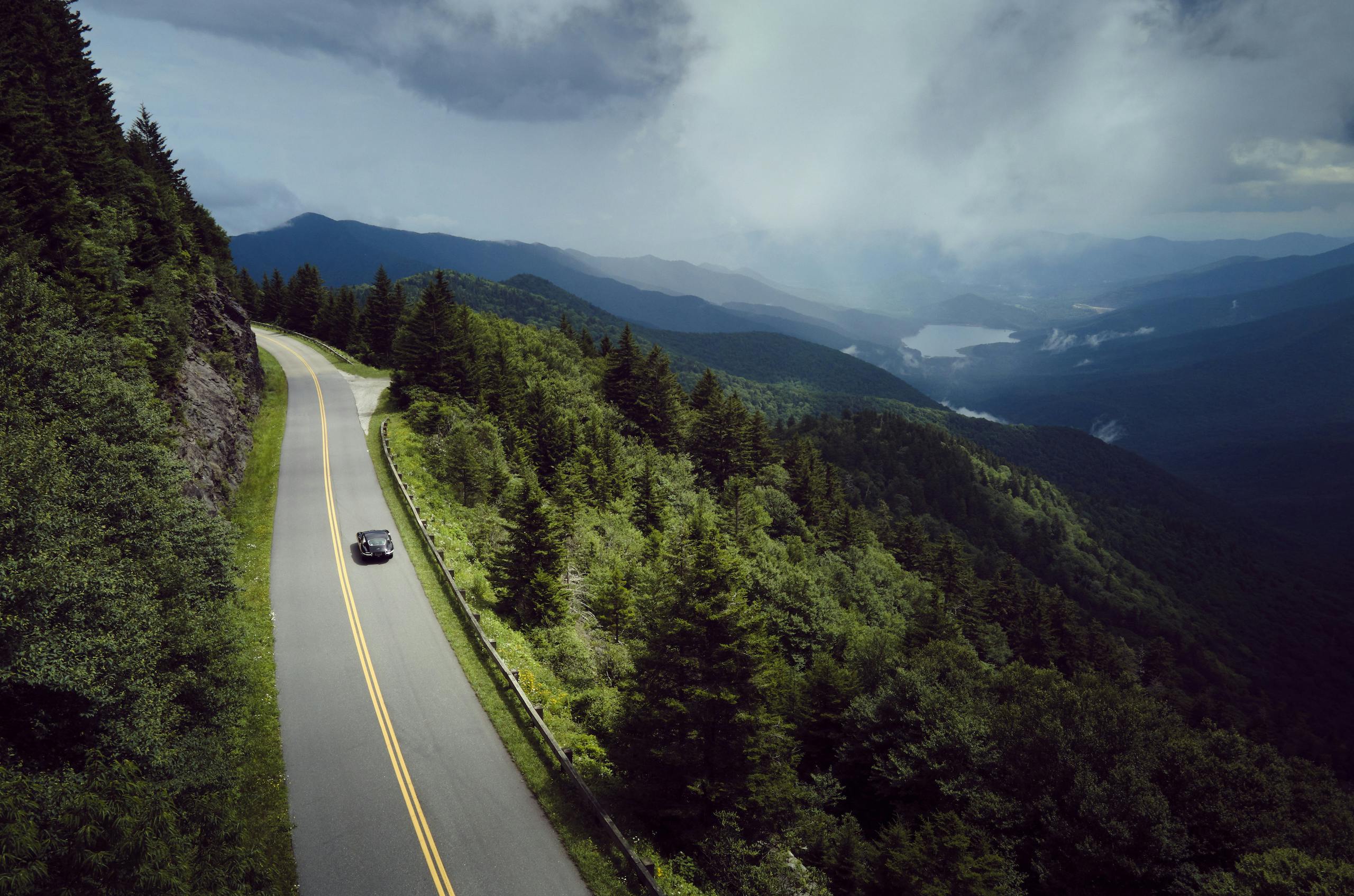 Jaguar E-Type mountain range