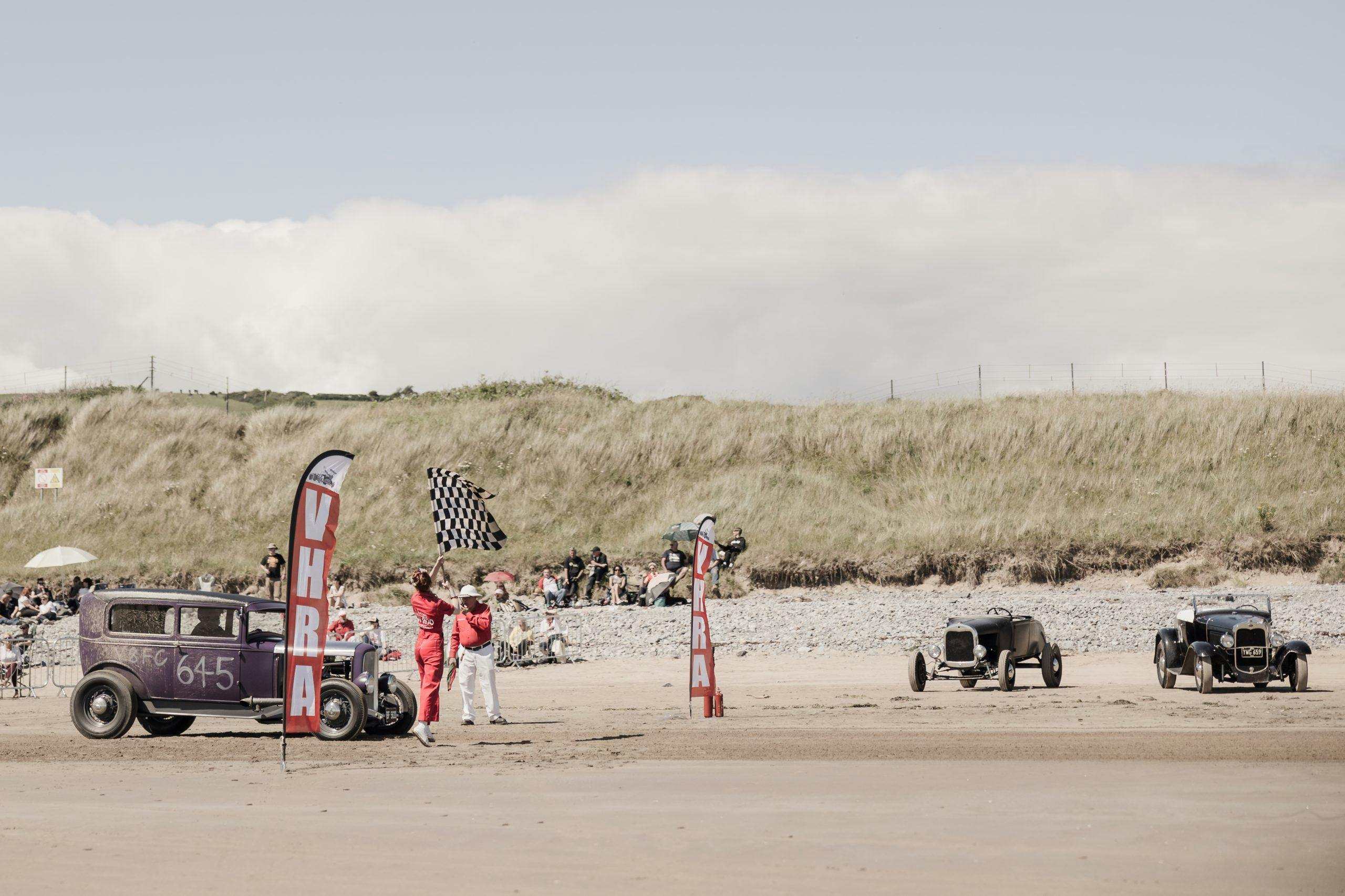 Pendine Sands checkered flag drop wide