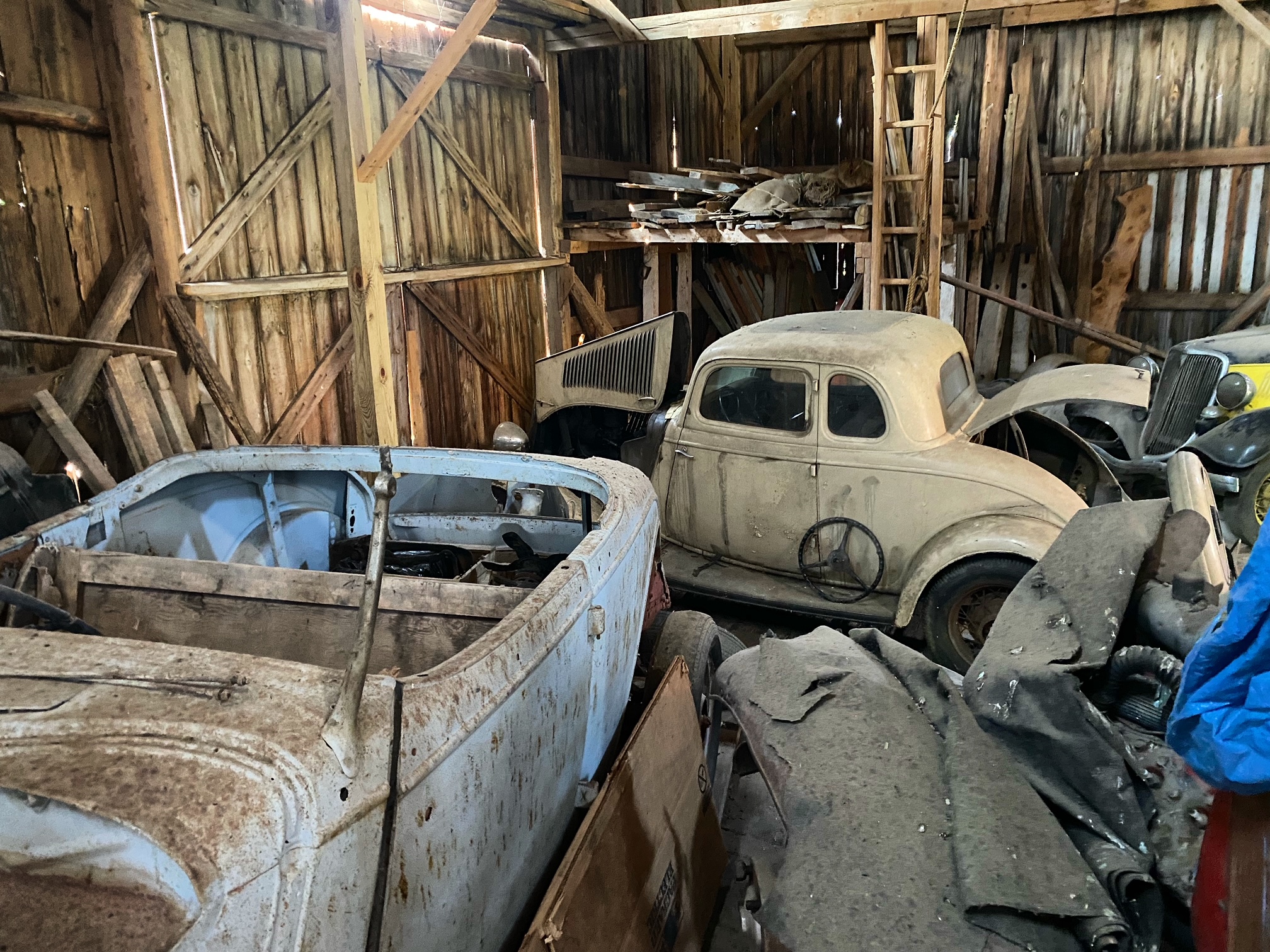Toys diecast Barn Find 1933 Ford hot rod model car rusty restoration ...