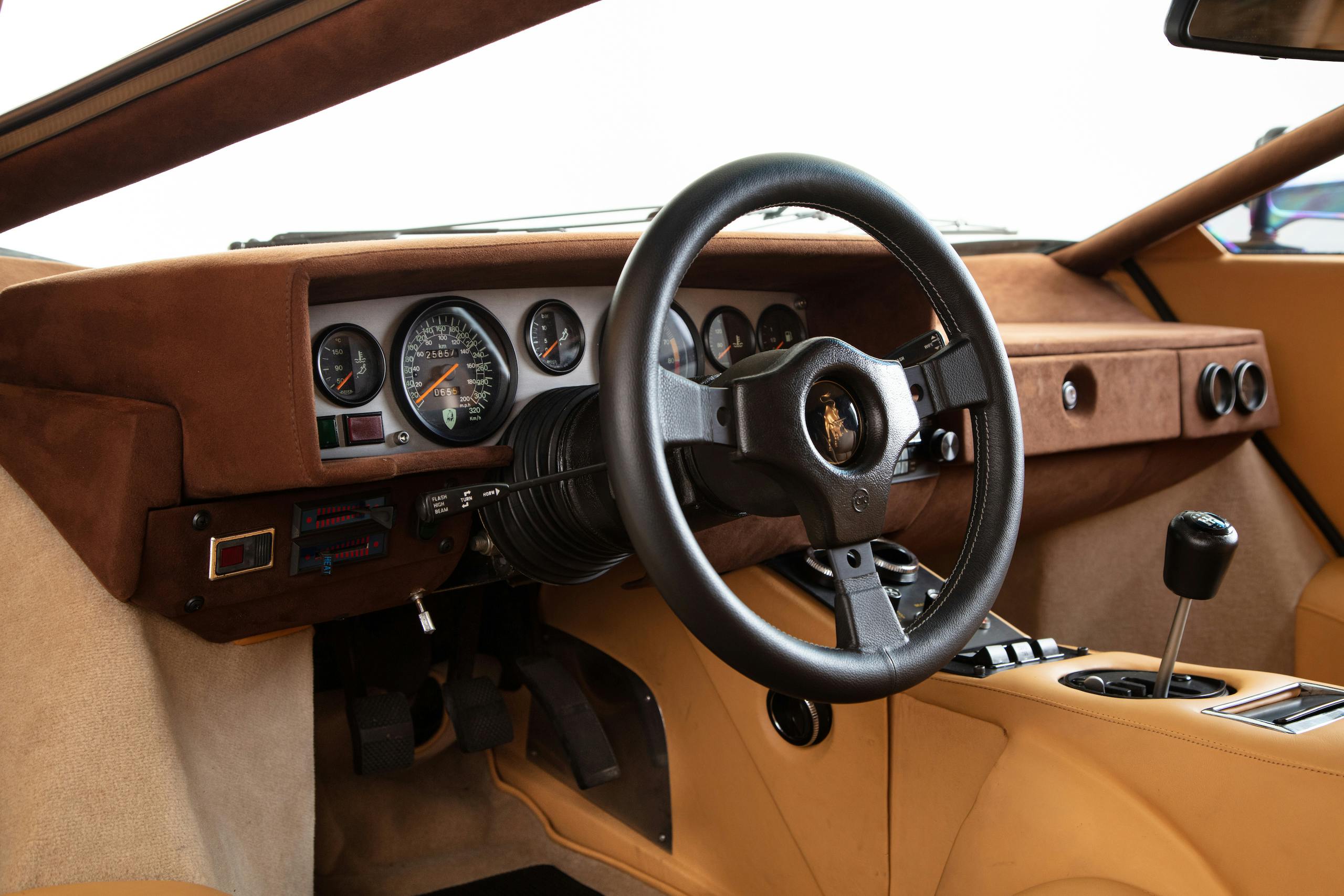 Countach Interior steering wheel dash