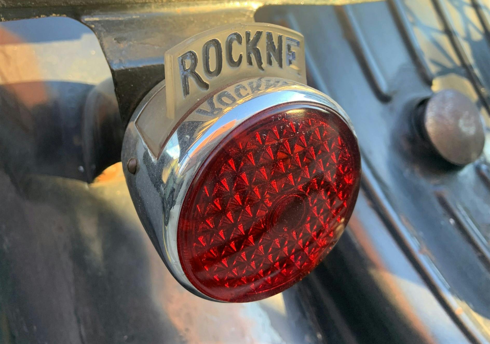 1932 Rockne - closeup brake light