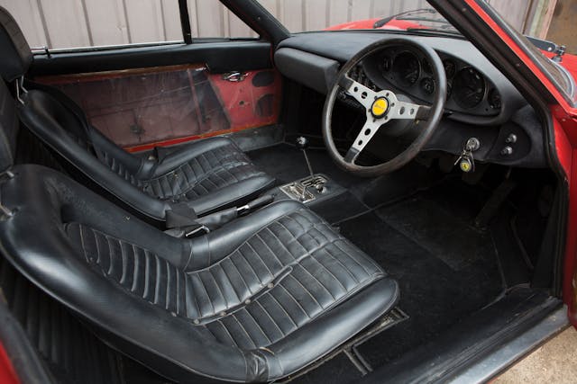 1970-Ferrari-Dino-246-GT interior