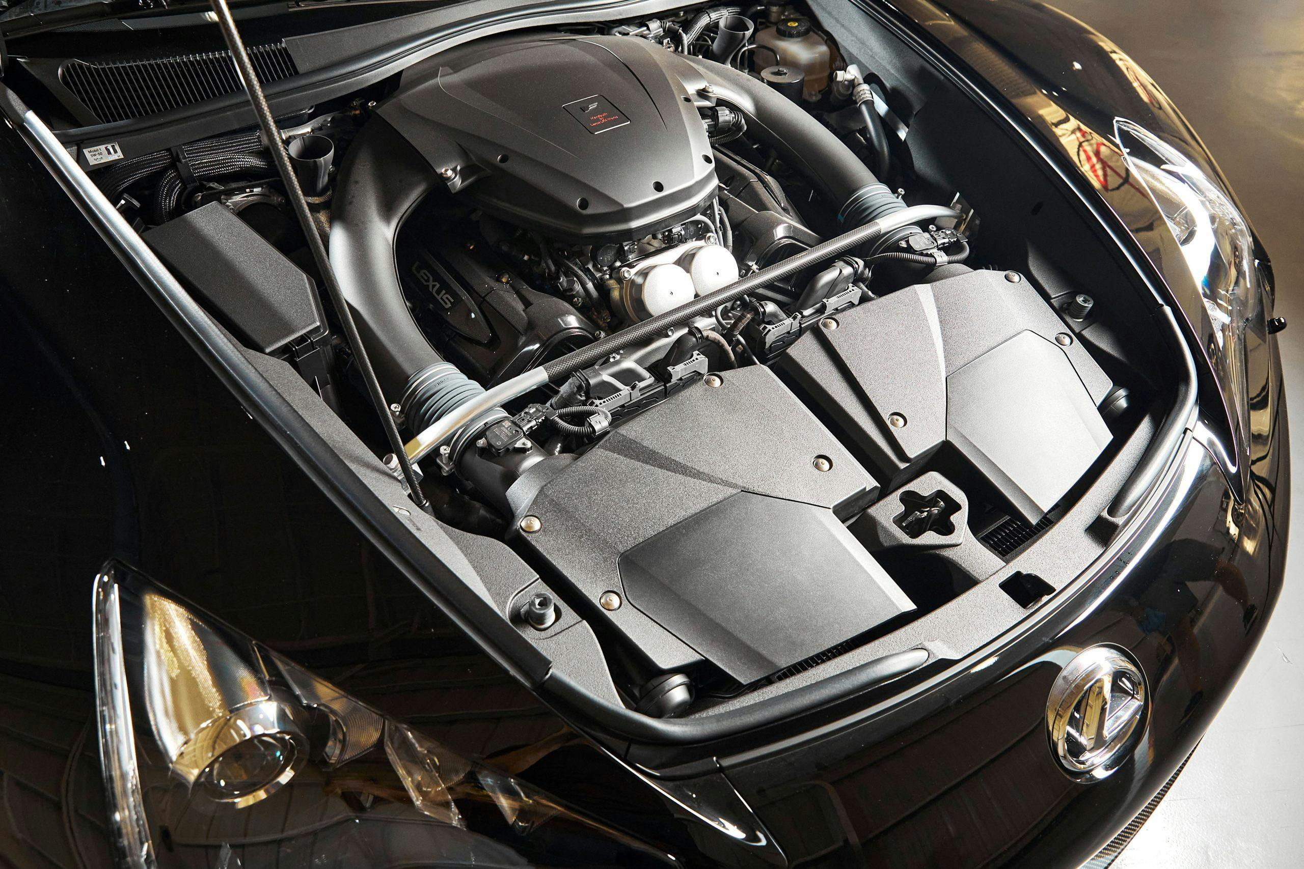 2012-Lexus-LFA-Nurburgring-Package engine