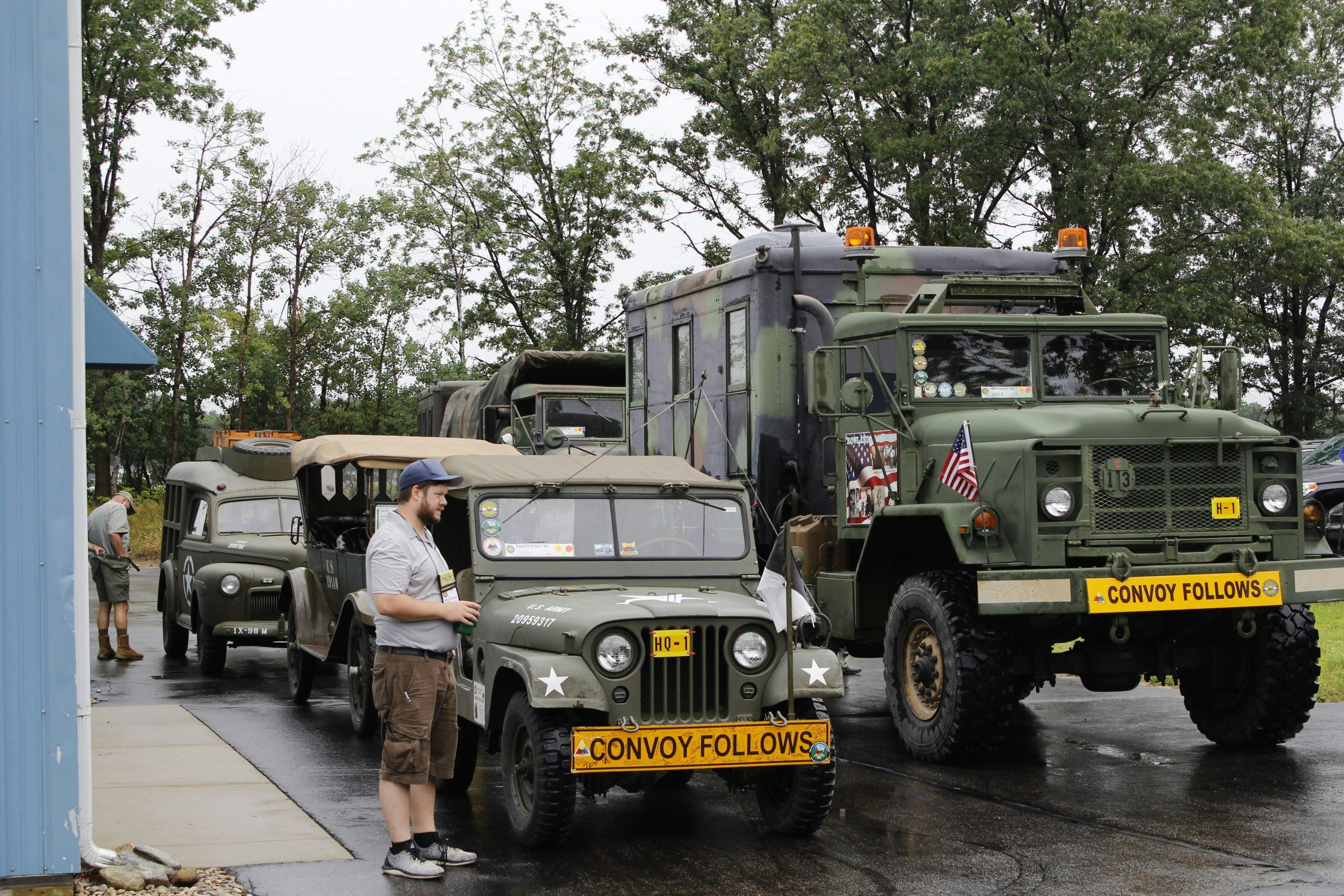 Military vehicle convoy parking