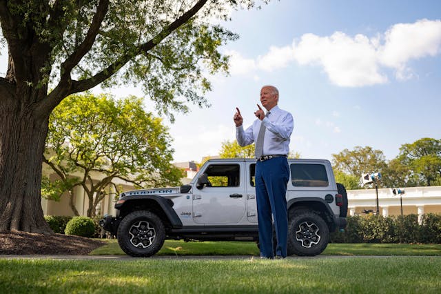 Joe Biden speaks Jeep Wrangler Rubicon 4xe