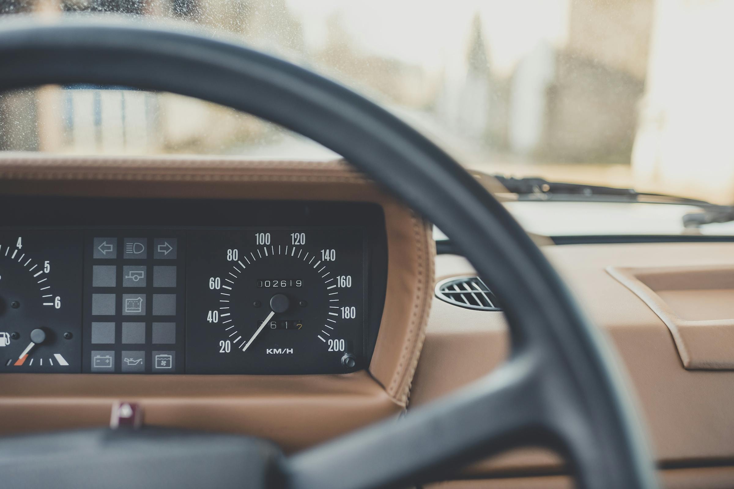 Range Rover Restomod interior dash gauges