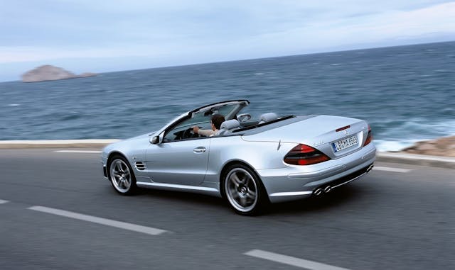 SL 65 AMG rear three-quarter action