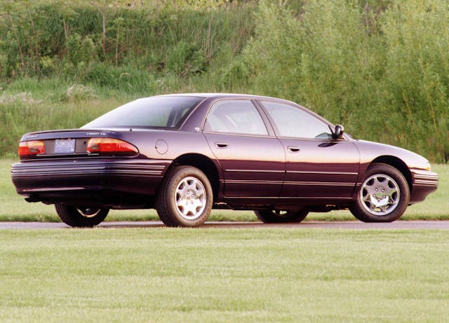 Eagle Vision/Chrysler 300M (Eagle) rear three-quarter