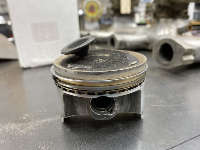 valve in piston