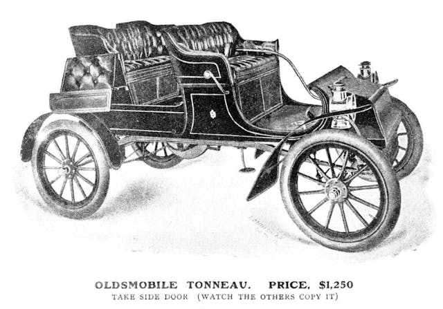 1903 Curved Dash Oldsmobile