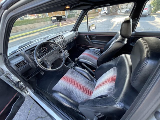 1987 Volkswagen Golf GTI 16V interior