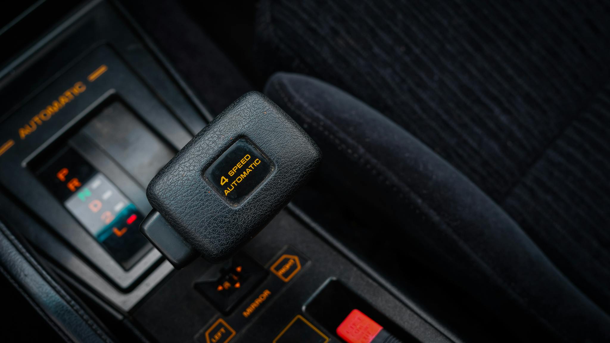 1988 Chrysler Conquest TSi interior shifter