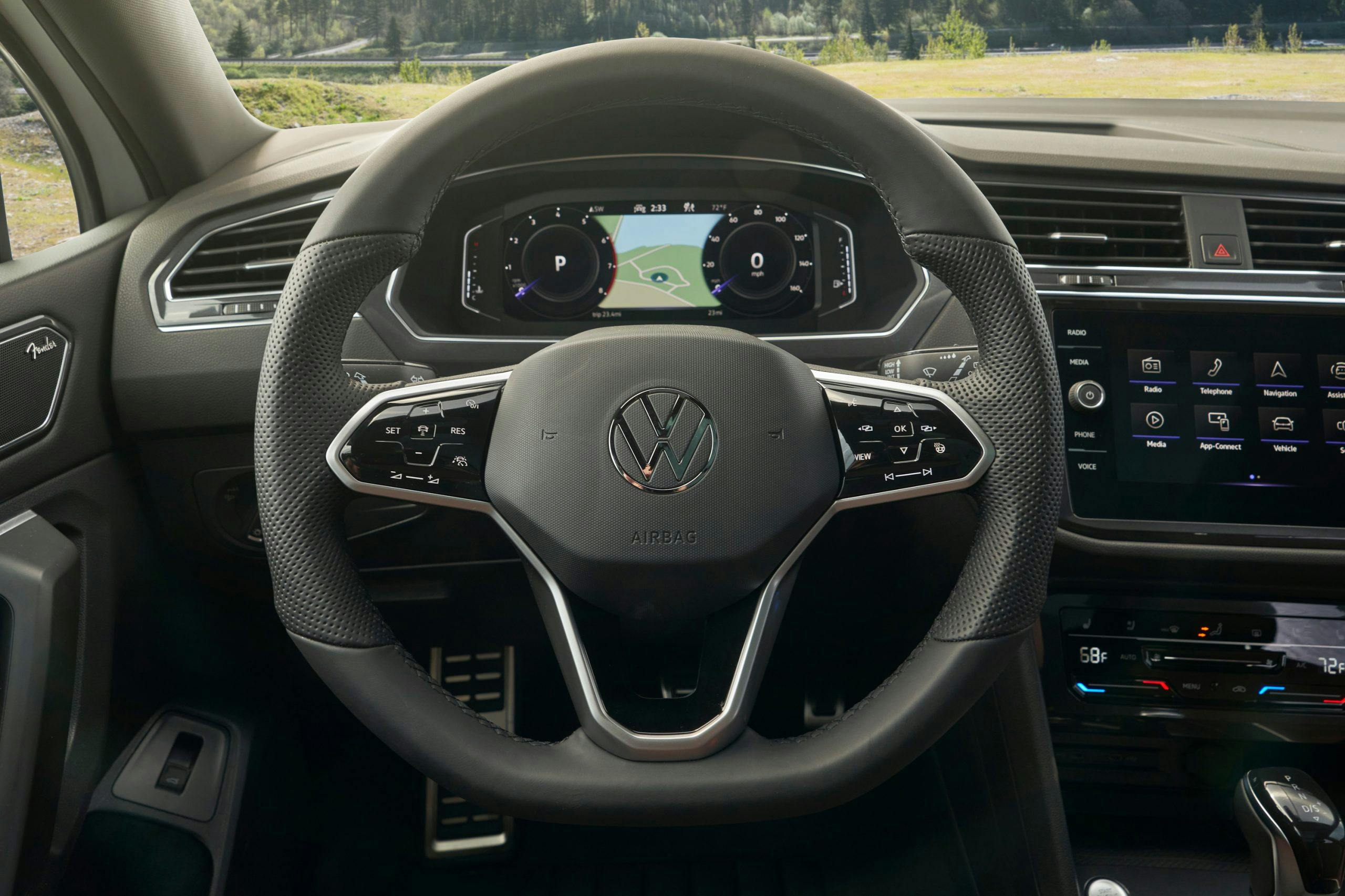 2022 VW Tiguan SEL R-Line steering wheel