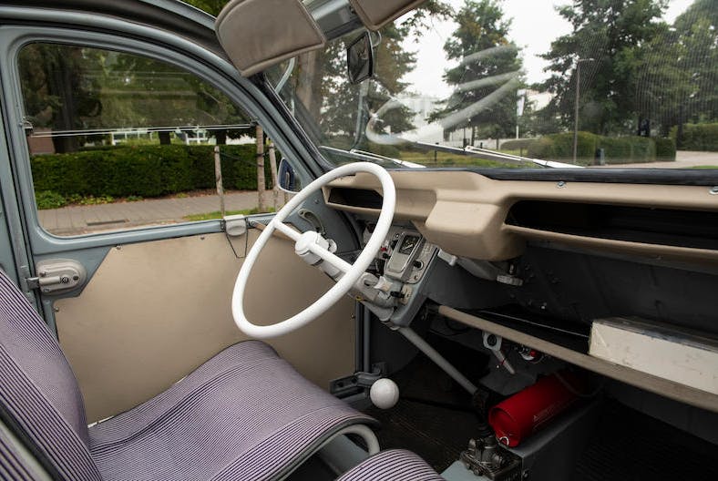 1966 Citroën 2CV Sahara AZ 4x4 interior