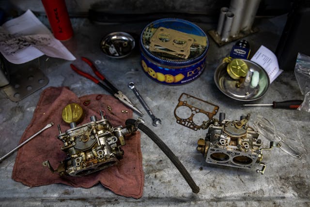 Ferrari Dino carbs