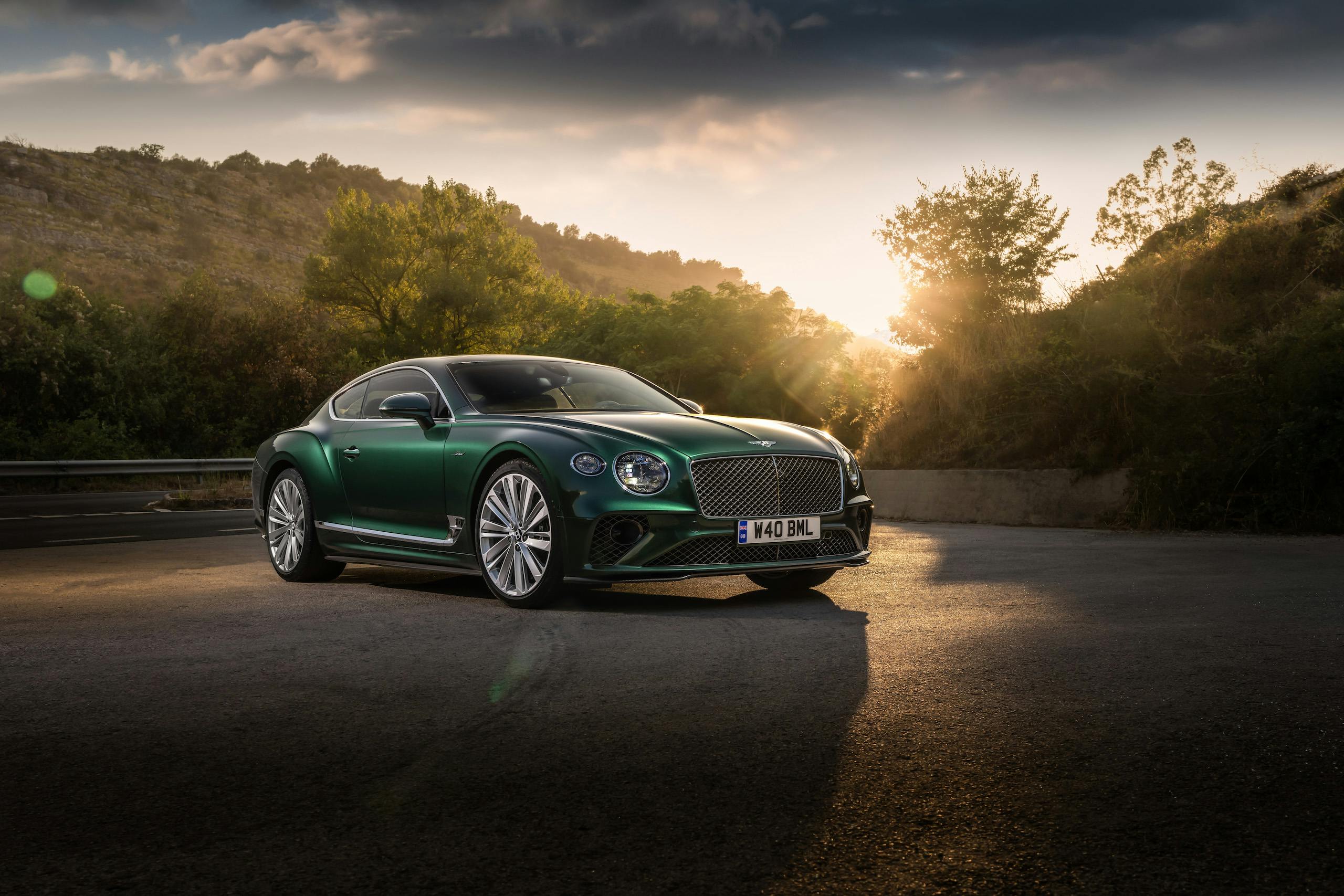 Bentley GT Speed Coupe front three-quarter