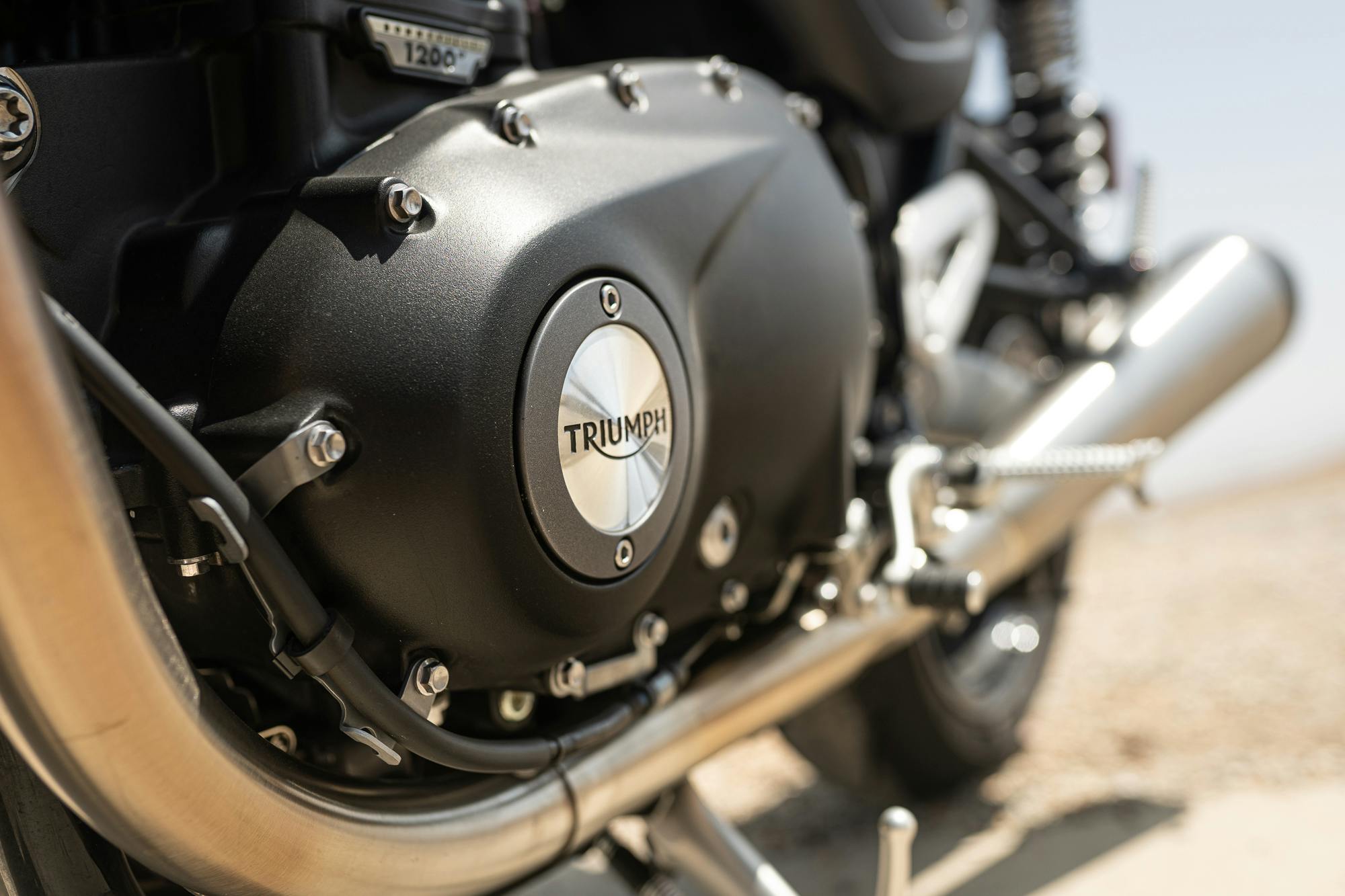 Triumph Speed Twin cover detail