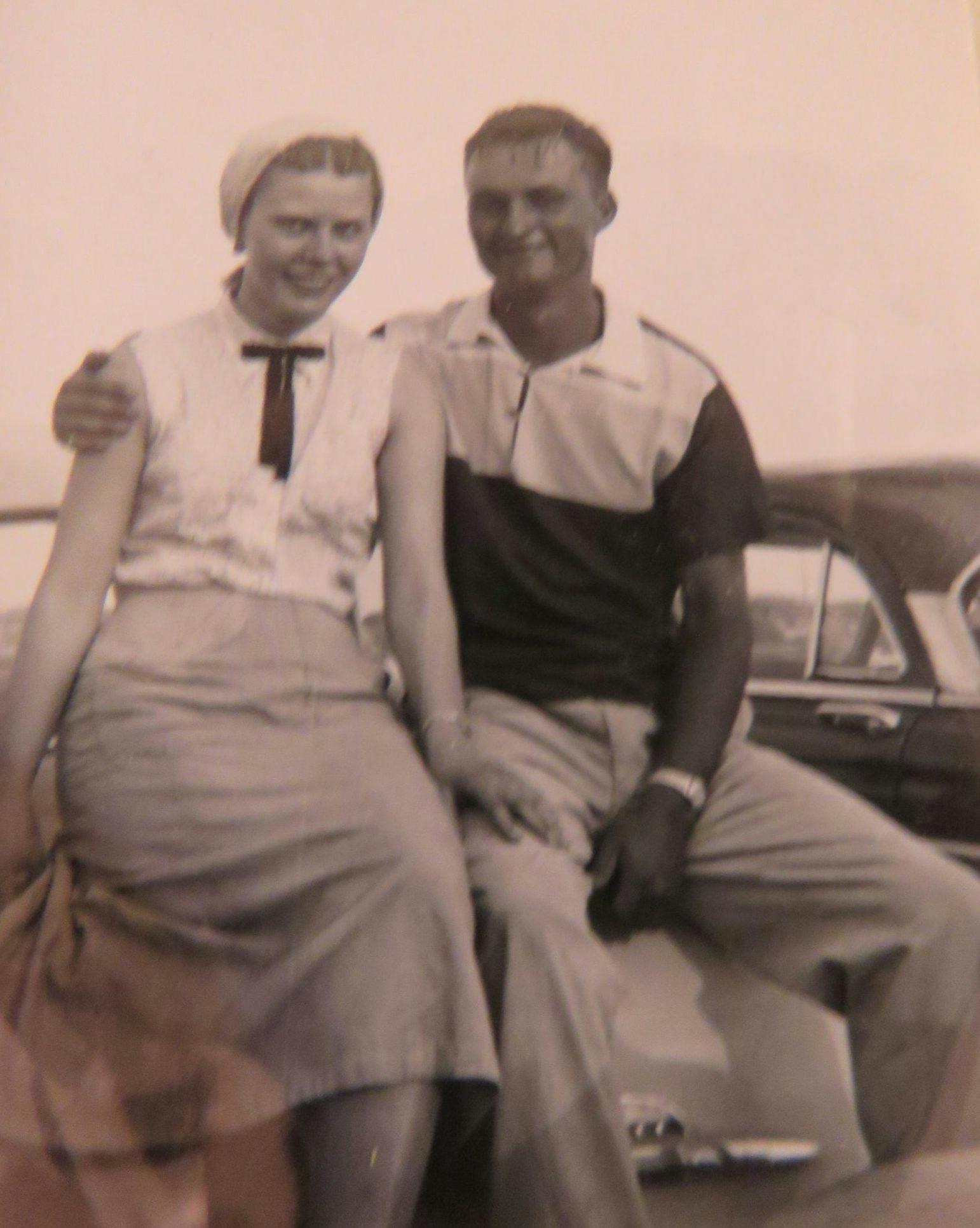 Vanderbrink - Krinke Collection - old pic of young Neil and Rosalie Krinke