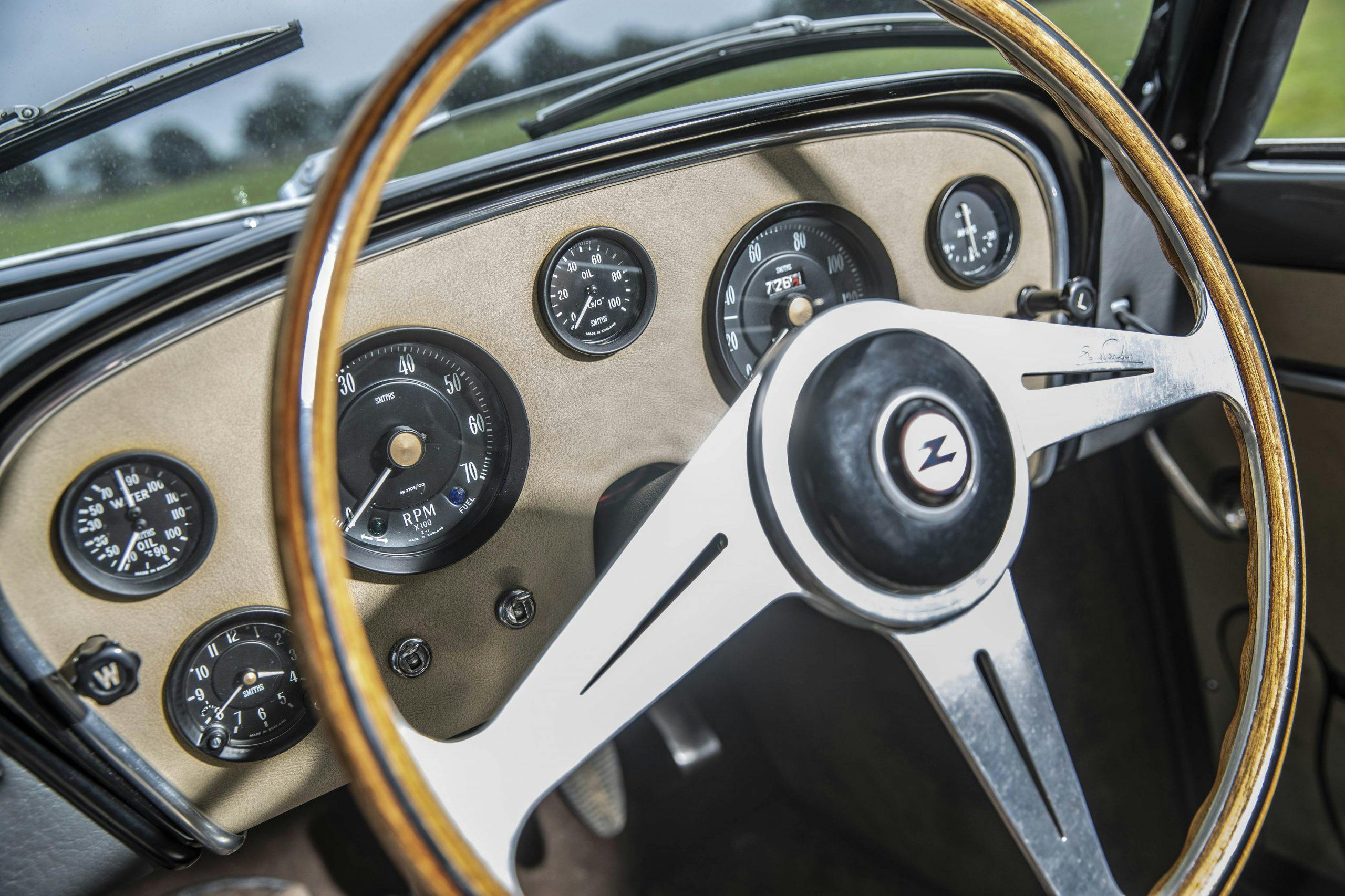 Zagato-bodied Bristol 406 wheel dash detail