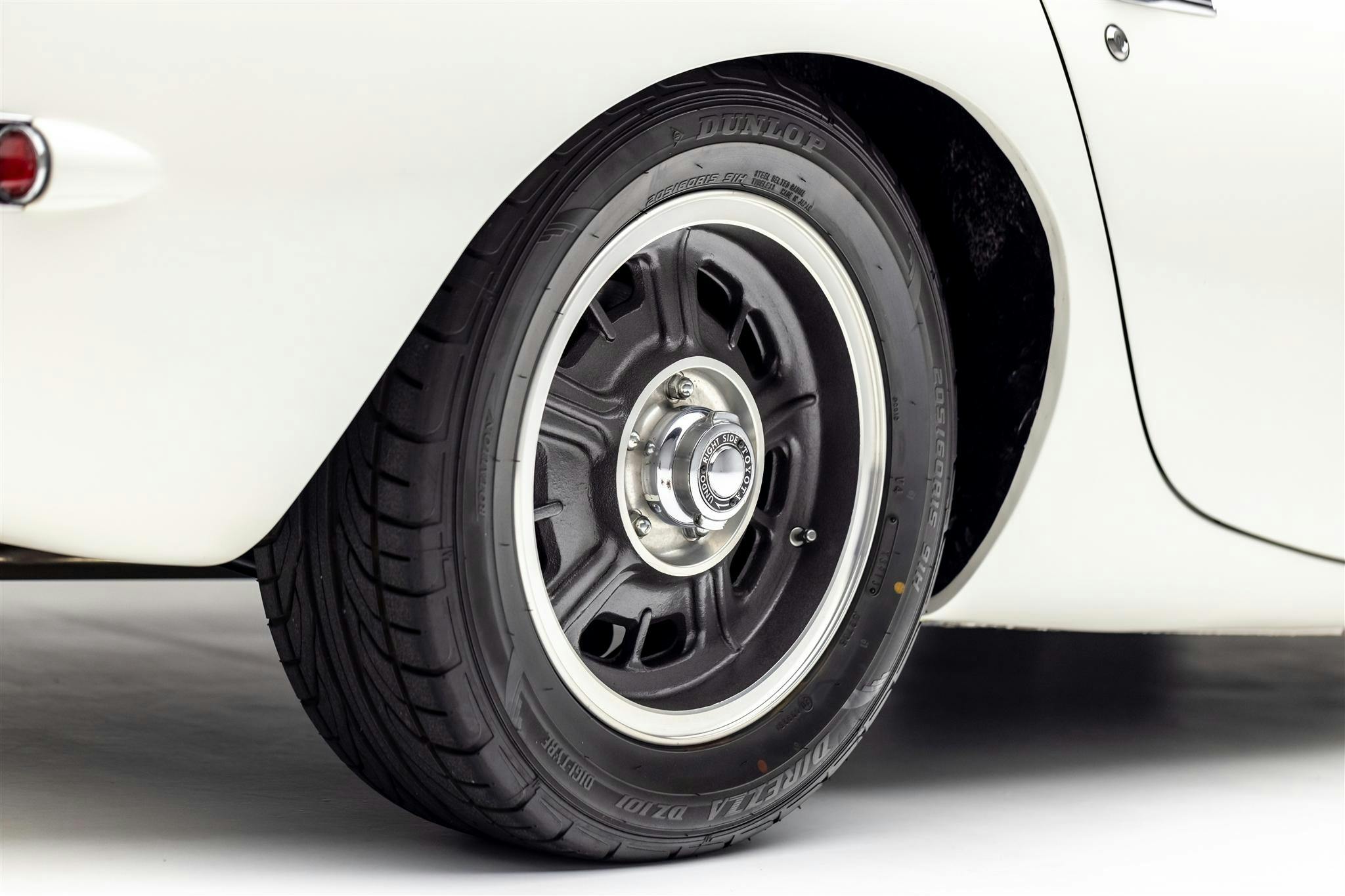 1968 Toyota 2000GT wheel tire